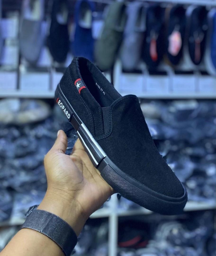 NEW ARRIVAL LEOPARD SEMI CASUAL RUBBERS, SLIP ONS, VERY COMFORTABLE AND DURABLE RUBBER SHOES. BEST SHOP FOR VANS, MENS RUBBERS, WOMEN RUBBERS