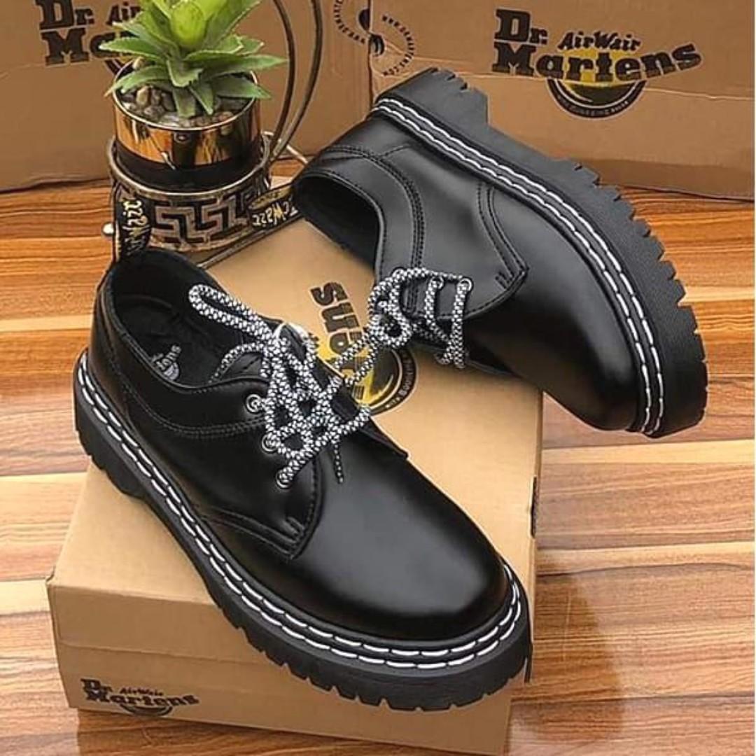 🔥(On offer) 🔥Leather Dr Martens Bex DS Black Chunky Lace Shoe, very comfortable and classy official cassual loe cut leather shoes.  (generic)