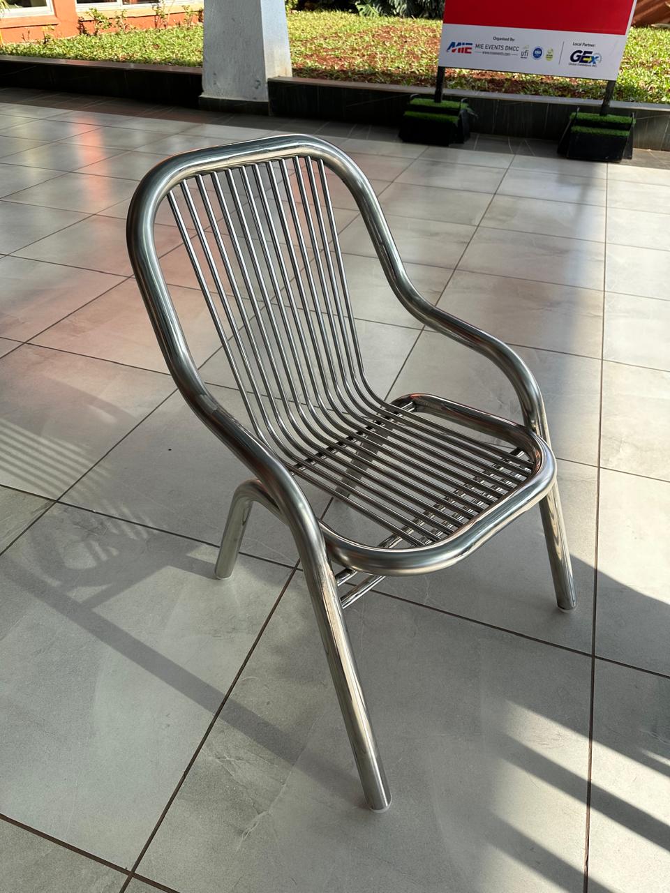 EAMES MODERN CHAIRS WITH RUST FREE STAINLESS STEEL LEG EAMES CREATIVE HOME AND OFFICE LOUNGE CAFE STACKABLE OUTDOOR HEAVYWEIGHT