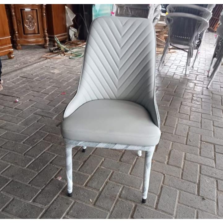 DINING CHAIR WITH METALLIC LEG EAMES CREATIVE HOME AND OFFICE . 1Pc Classy DINING Chair For Restaurants, Churches, Conference Halls Red as picture