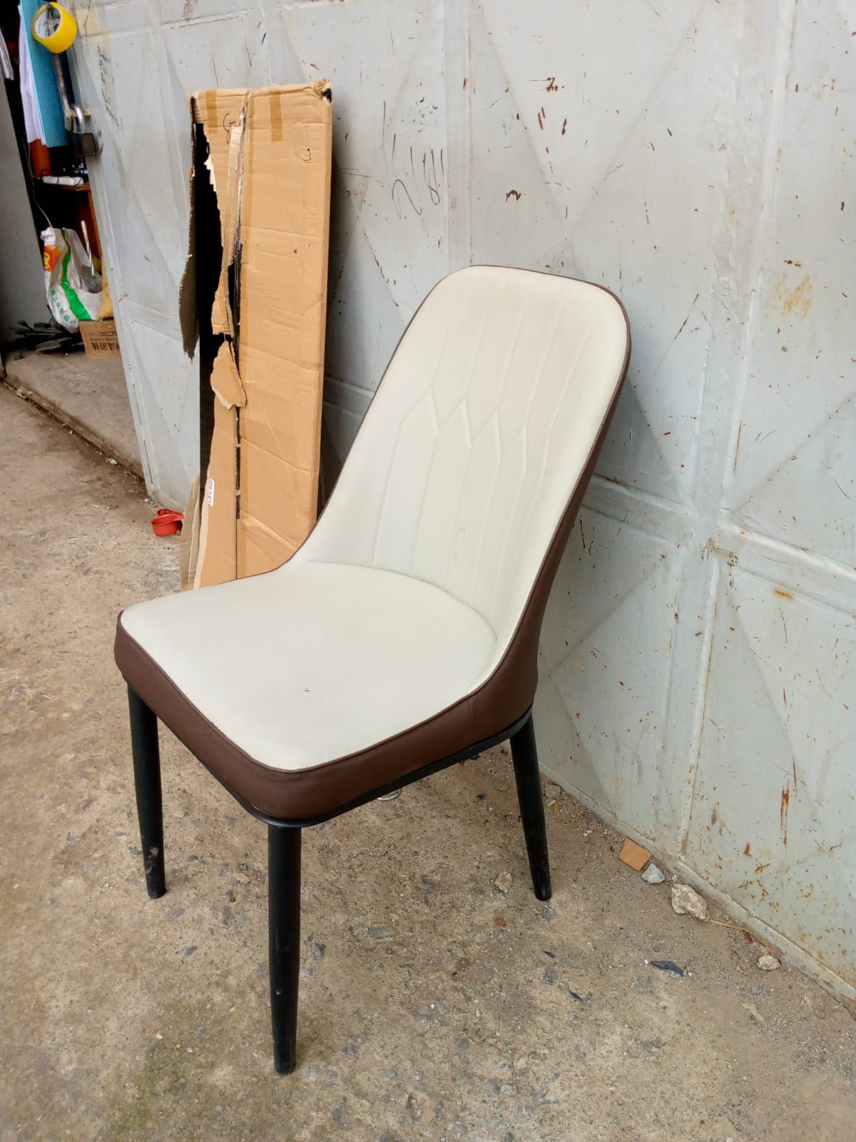 DINING CHAIR WITH METALLIC LEG EAMES CREATIVE HOME AND OFFICE . 1Pc Classy DINING Chair For Restaurants, Churches, Conference Halls Red as picture