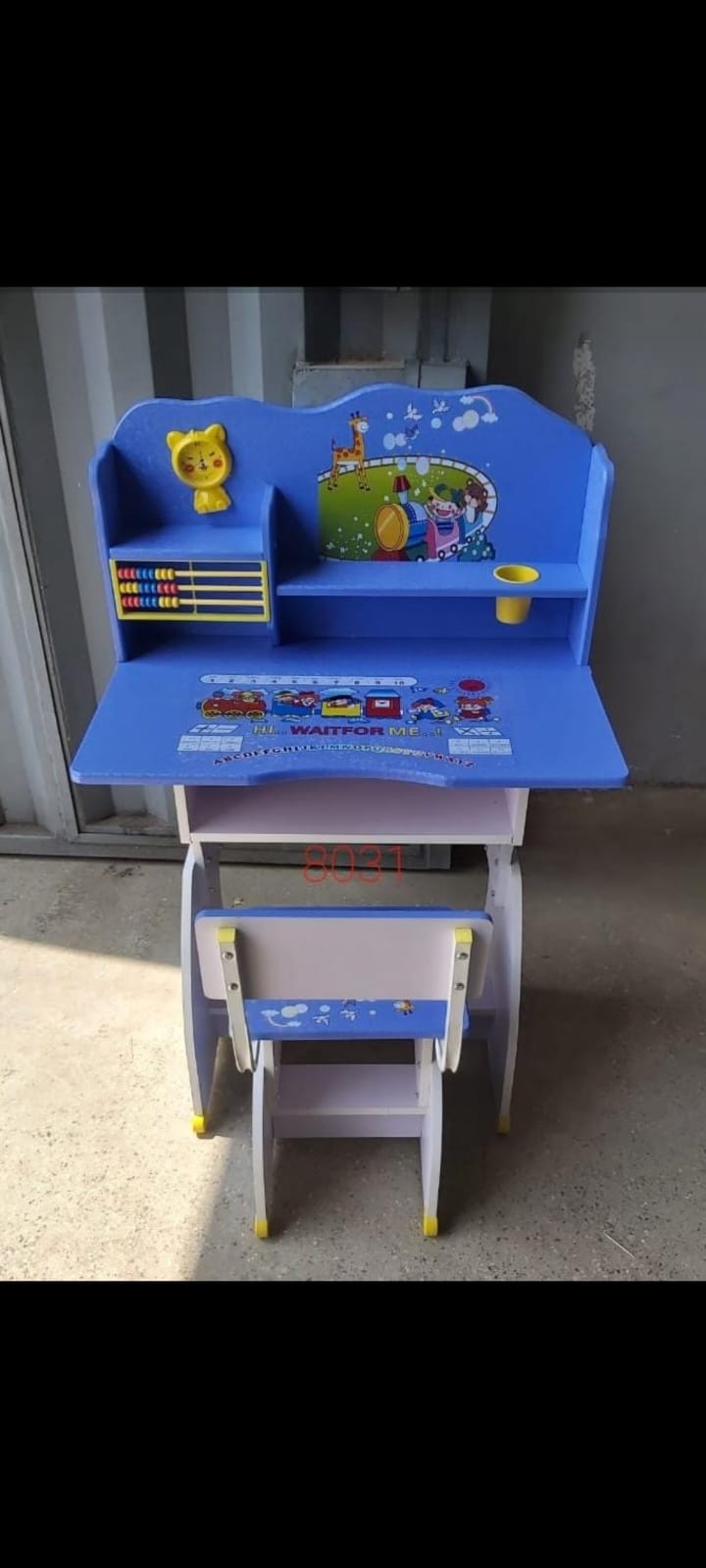 Kids Study Table And Chair Children Desk Set, Perfect for Kids in pre-school, Good abrasive resistance, Height adjustable 3-15 years, Suitable for multipurpose use, Comes with a chair