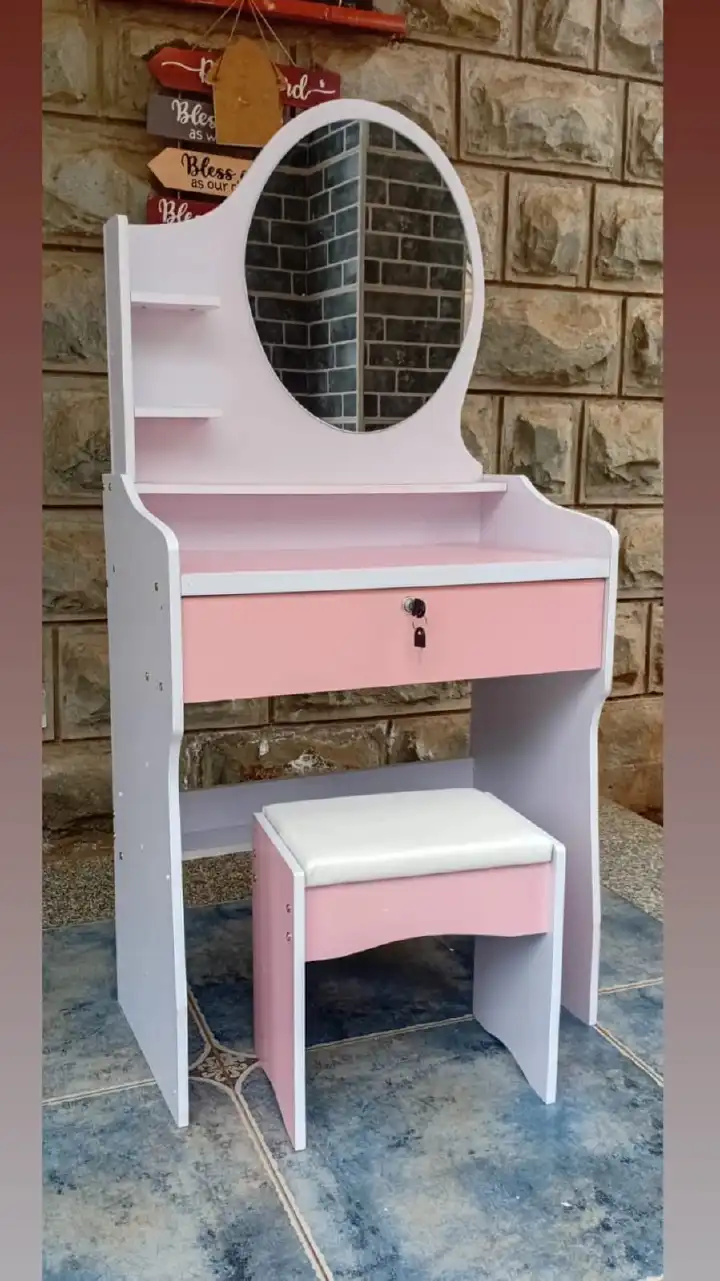 CLEARANCE OFFER Dressing table Minimalist Vanity Dresser – sleek, elegant, and space-saving. Perfect for a modern, clutter-free bedroom. ✨ 🌟 PREMIUM OFFER 🌟 (PLEASE NOTE IT REQUIRES ASSEMBLING)