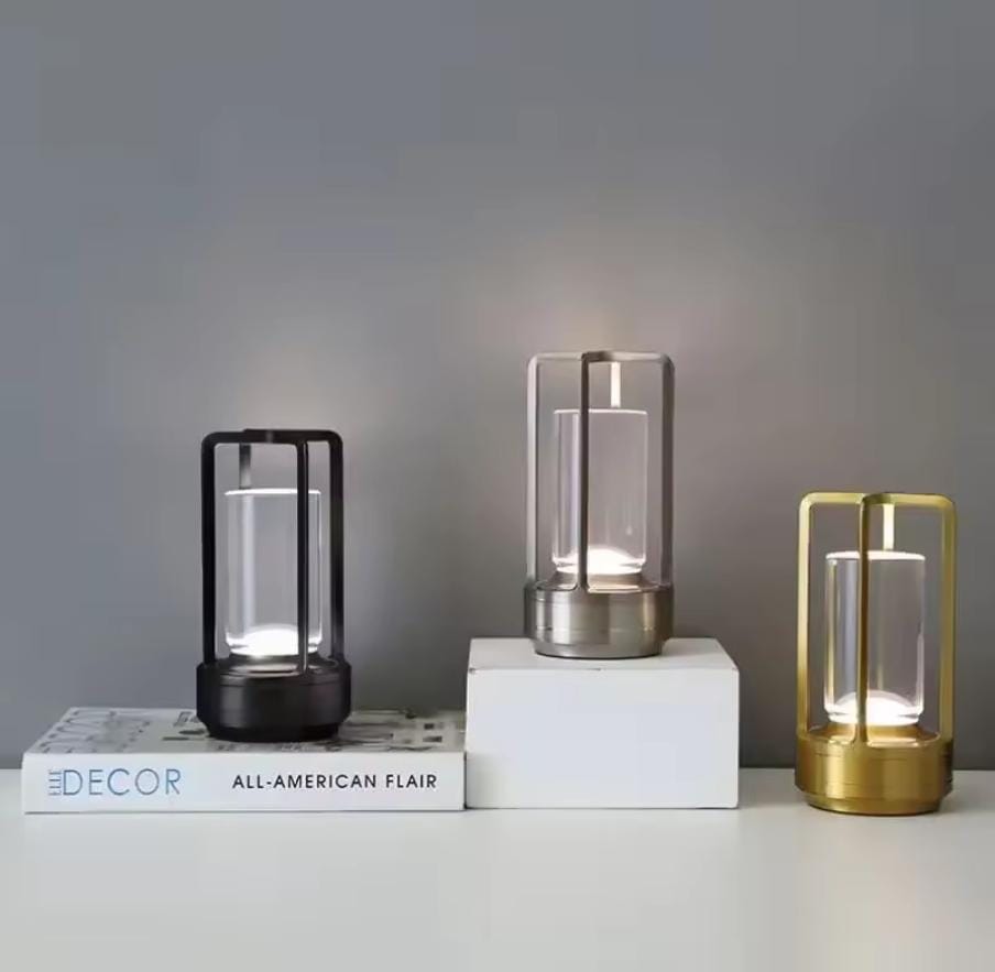 Stemless dimmable table lamp.Stemless dimmable table lamp