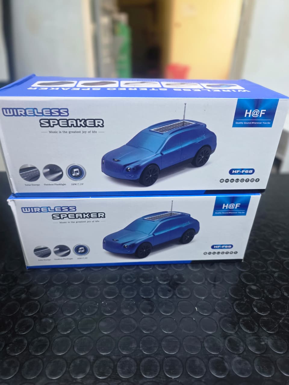 Bluetooth Speaker- Car Shaped Portable Bluetooth Wireless Speaker Supports BT/USB/TF Card/Aux/FMwith Solar Charging