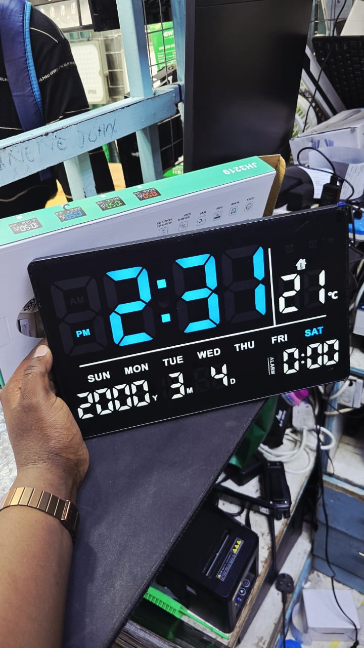 LED DIGITAL CLOCK Wall-mountable or desktop-ready, it runs on AA batteries