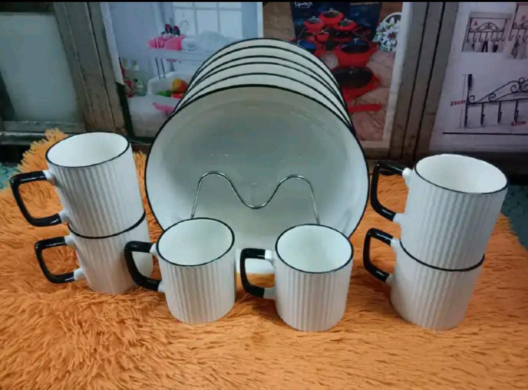 Ceramic 12-piece japanese Dinner Set. 6 PCs mugs 6 PCs dinner plates. Buy this very beautiful and luxurious dinner set and you will enjoy your meal.