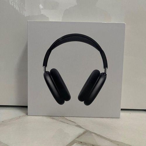 Apple AirPods Max Wireless Over-Ear Headphones, Active Noise Cancelling, original quality . can withstand power for a very long period of time upto 3 days standby
