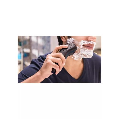 Philips Original Smoother Shaving Machine FAST CHARGE With Trimmer, works very effectivelly and smoothly .