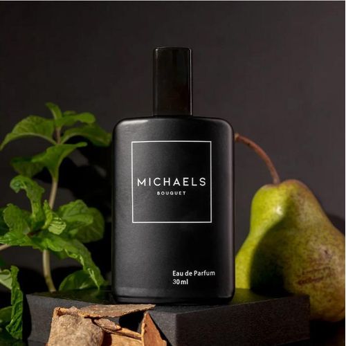 Michaels Bouquet BLACK 4. H as a very good longevity and projection with pure freshness that can lasts upto 72 hours . leaves behind a masculine sweet aroma . feel good smell good !