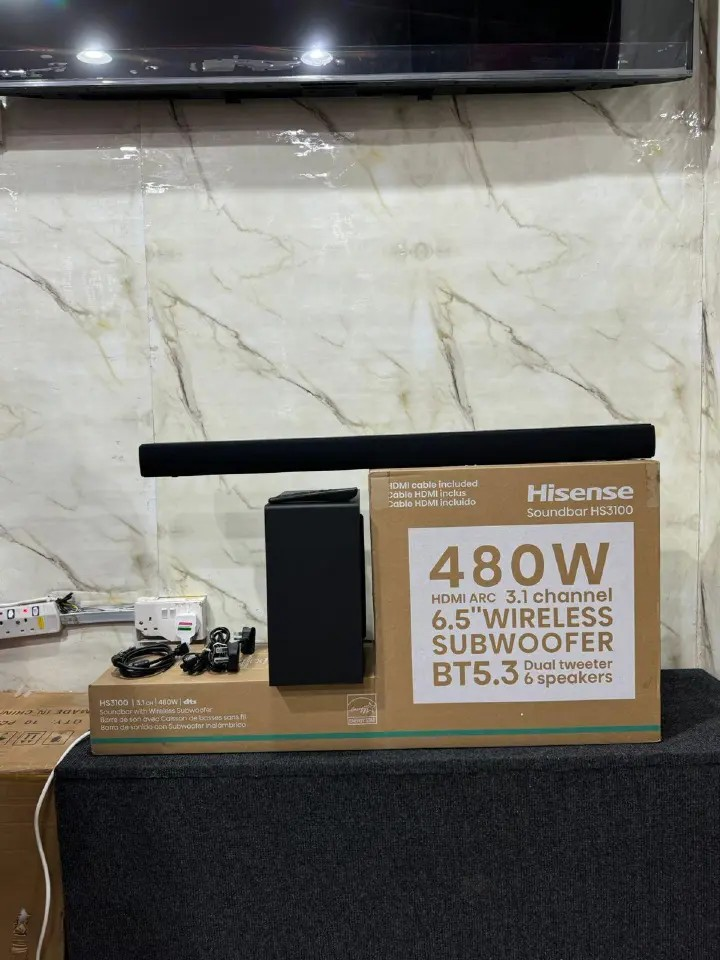 Hisense HS3100 480W TOTAL OUTPUT POWER, 6.5”WIRELESS SUBWOOFER, 3.1CH Wireless Soundbar.Has a superb bass system with a very good clarity equilized sound system.