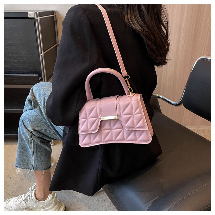 Women's BagsSenior texture new all-in-one bag Popular female bag diamond check handbag Fashion simple Korean version of small square bag solid color leisure foreign style single shoulder crossbody bag