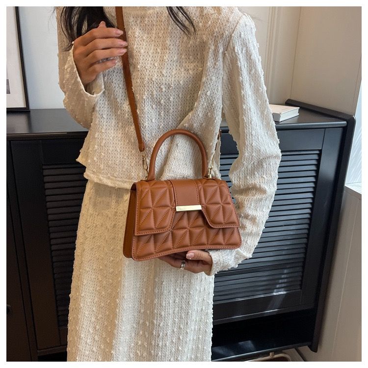 Women's BagsSenior texture new all-in-one bag Popular female bag diamond check handbag Fashion simple Korean version of small square bag solid color leisure foreign style single shoulder crossbody bag