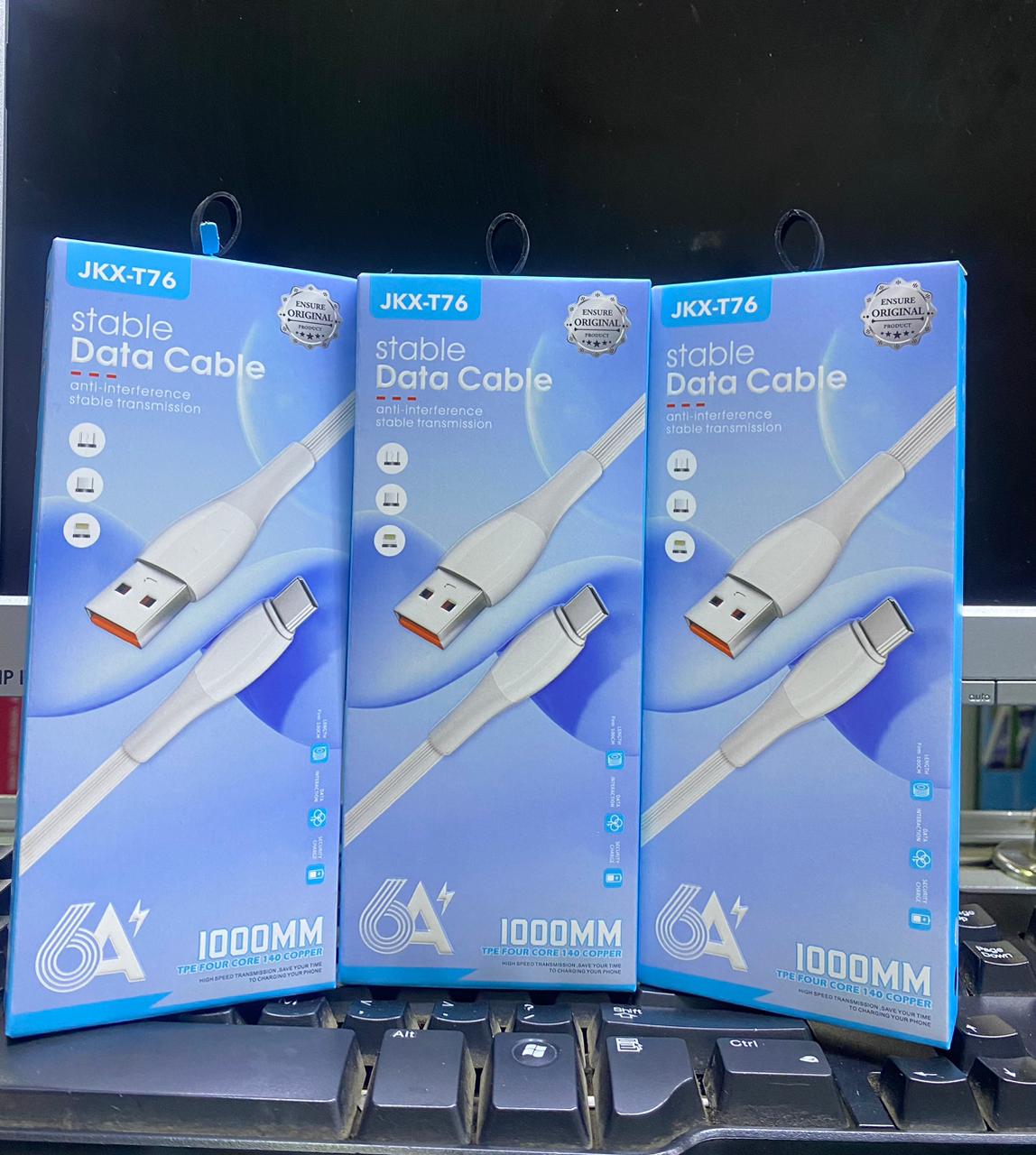 High Quality Original Samsung 45W/25W PD USB-C Adapter, USB-C to USB (5A) 1M Cable, Apple USB-C to Lightning 1M Cable, and USB-C Data Cable – Sold Separately