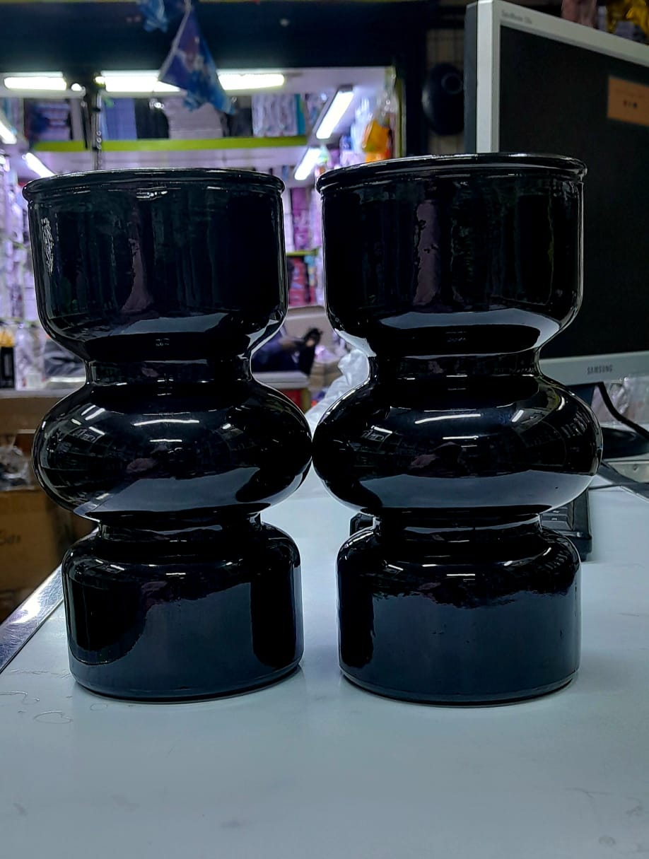 High Quality classic Glass Circular Decorative Flower Vase for Home or Office  with an Elegant Design Perfect for Displaying Fresh or Artificial Flowers in Living Rooms, Dining Rooms & Entryways