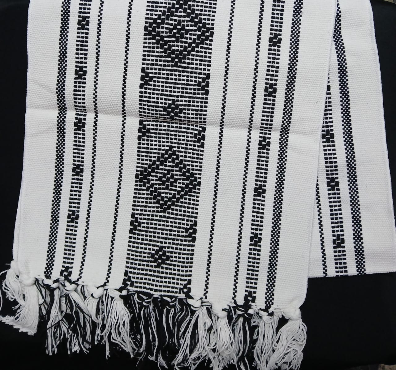 35*210cm Runner Material: Cotton/ Linen Modern Braided Table Runner Elegant Dining Table Decor