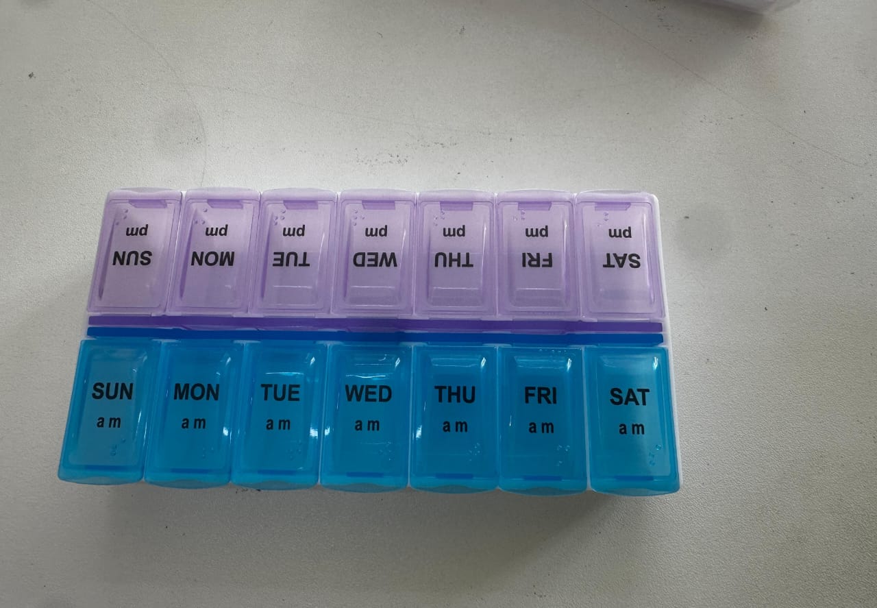 7 days Pill Box organizer Practical pill box for a week with 14 days compartments for ▫️Morning and Evening
