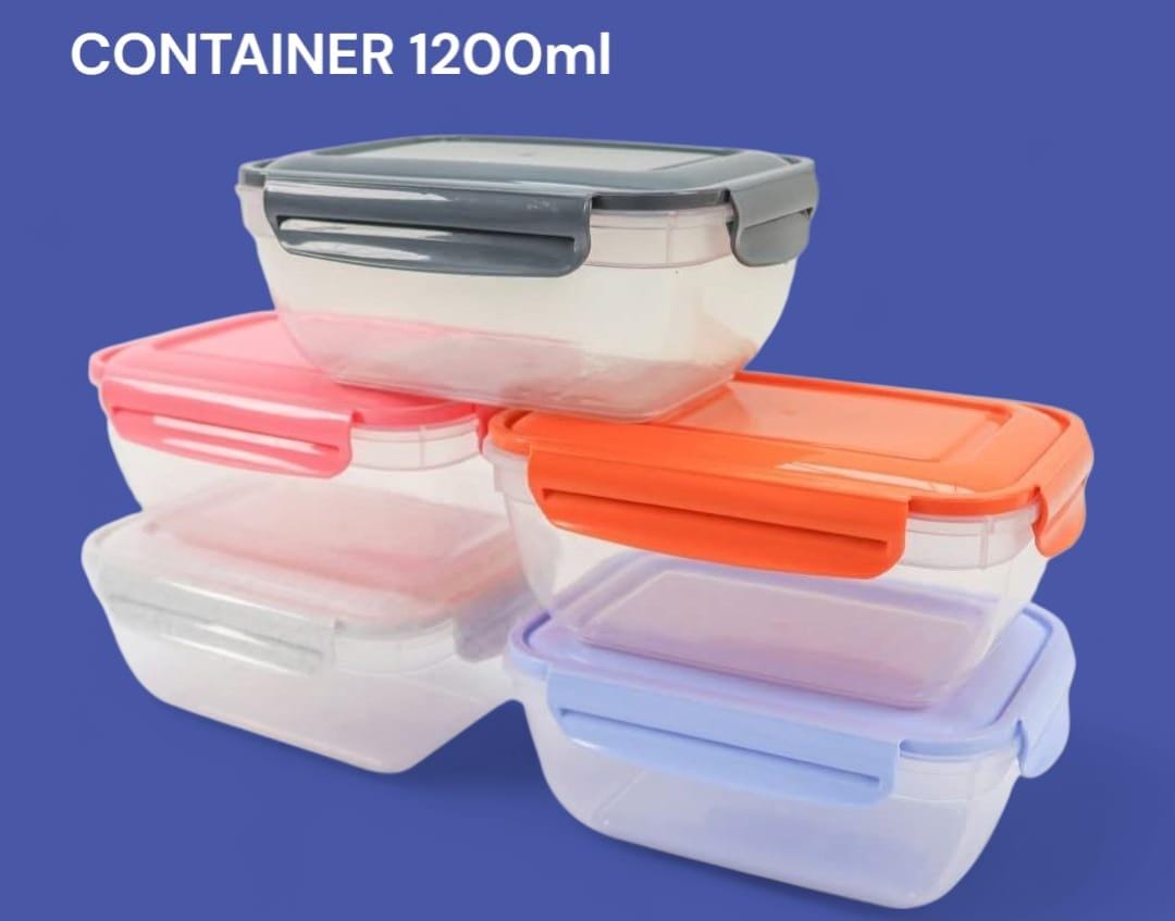 1PC Klip Lock Container – 1200ml, ideal for storing snacks, leftovers, or packed meals.  Made from high-quality, food-grade plastic – BPA-free and safe for daily use.