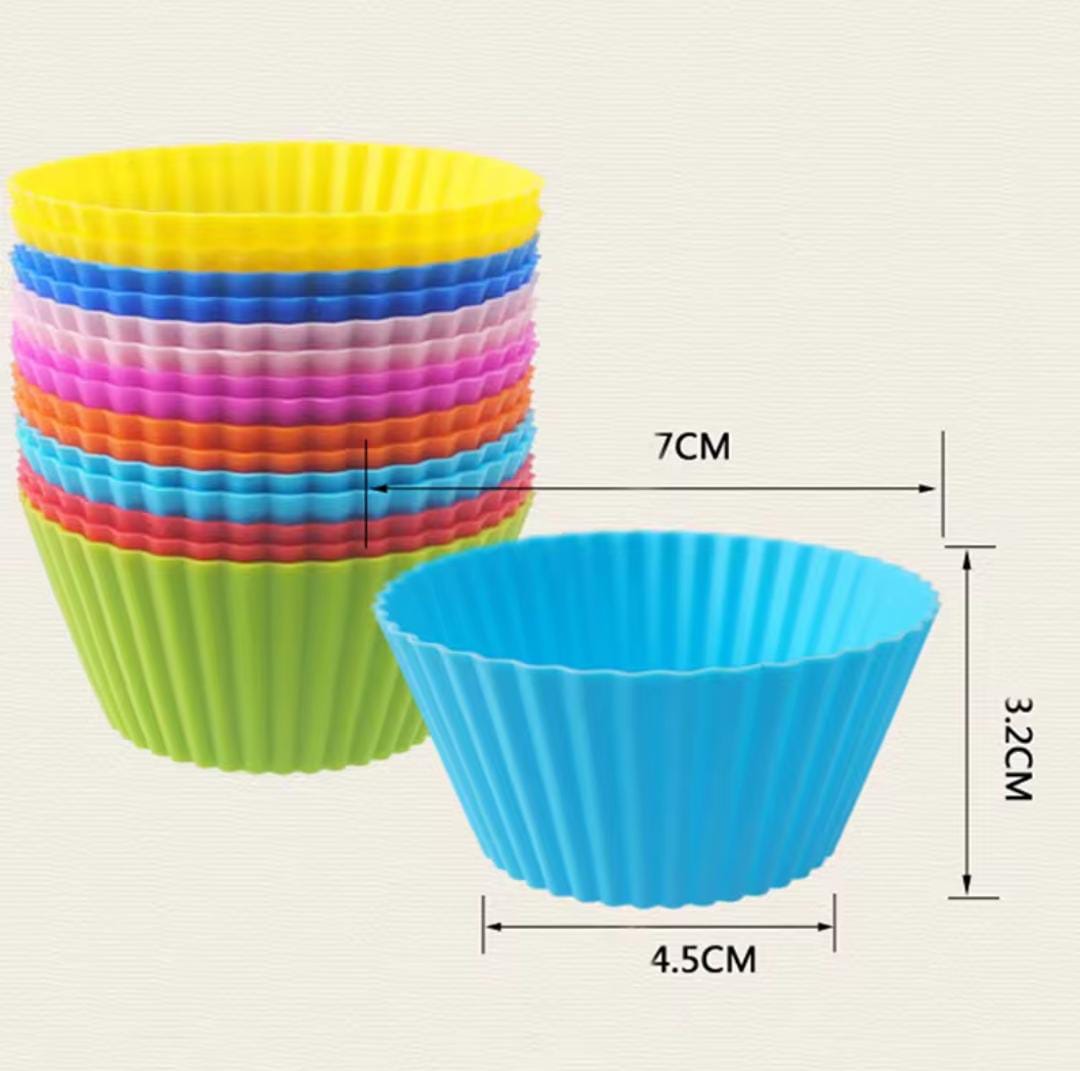 Silicone Cupcake molds multicoloured, reusable and easy to clean