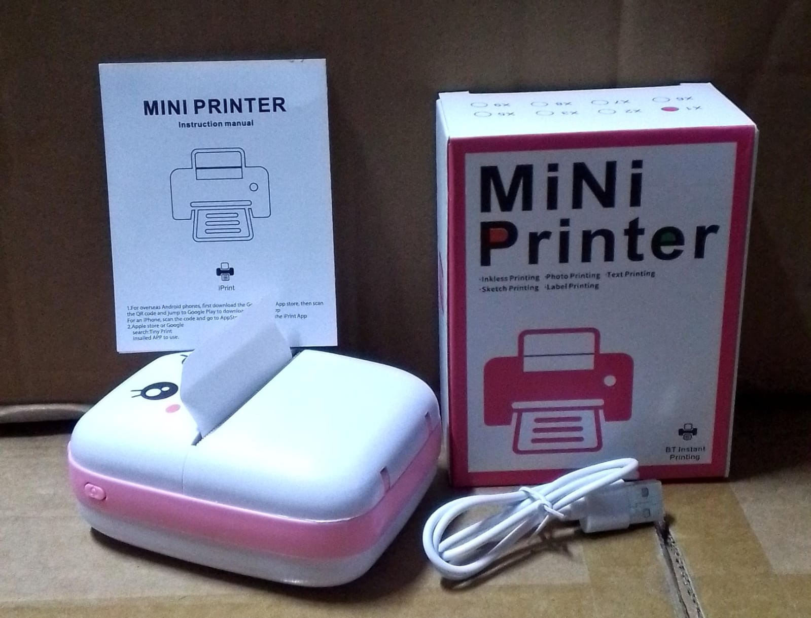 Portable handheld rechargable bluetooth mini printer, Inkless Label, Receipt, Photo & Note Printer 200DPI, Bluetooth Smartphone Connectivity