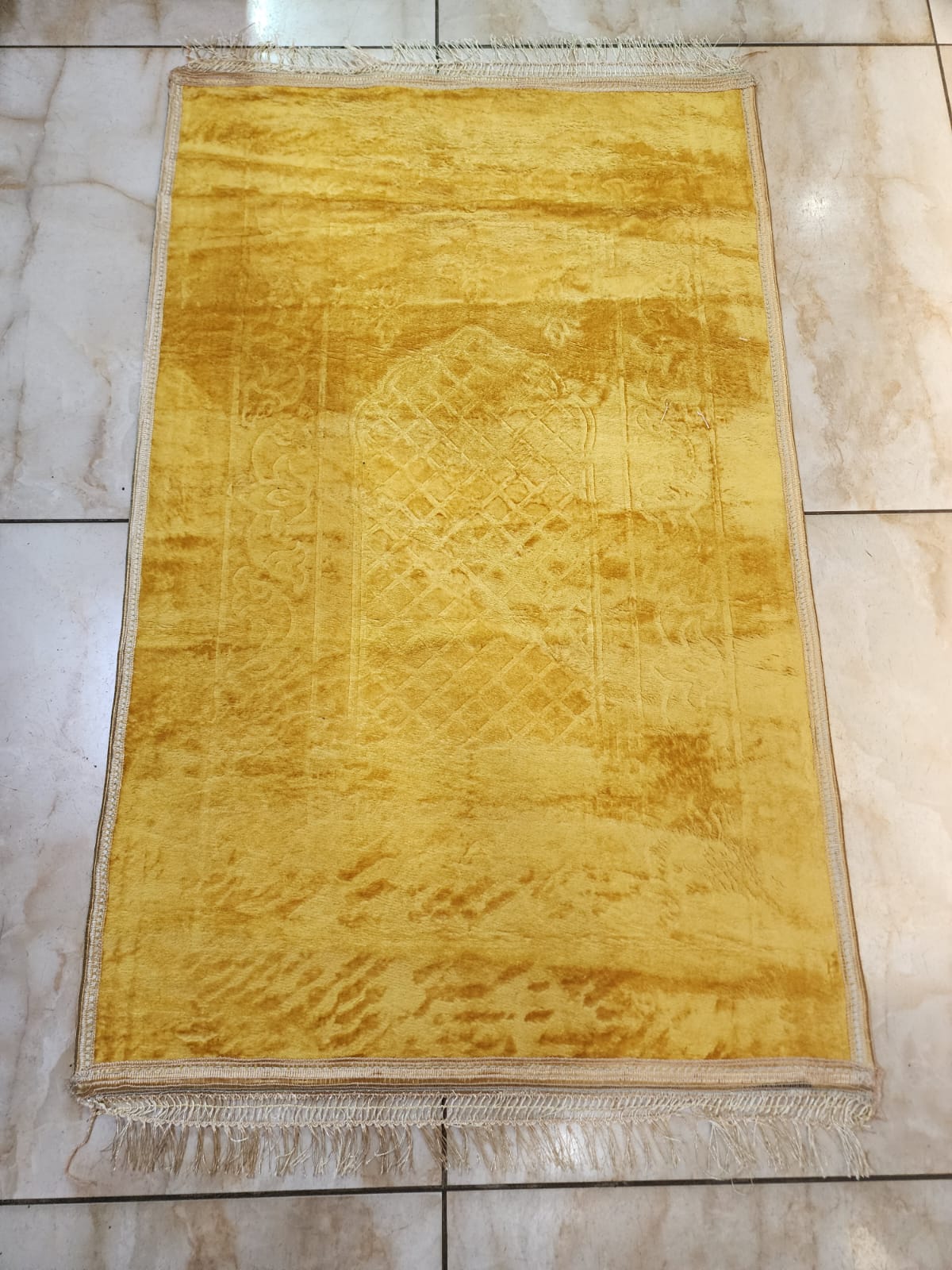 Velvet Islamic Prayer Mat - Soft & comfortable Size: 80 × 120cm