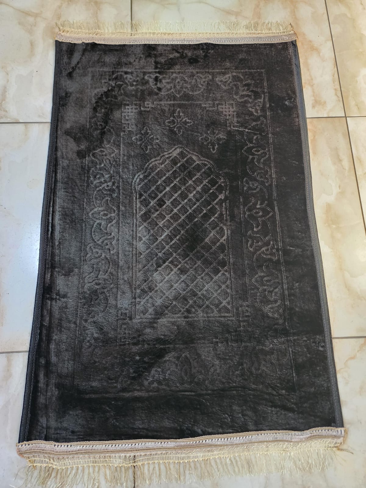 Velvet Islamic Prayer Mat - Soft & comfortable Size: 80 × 120cm