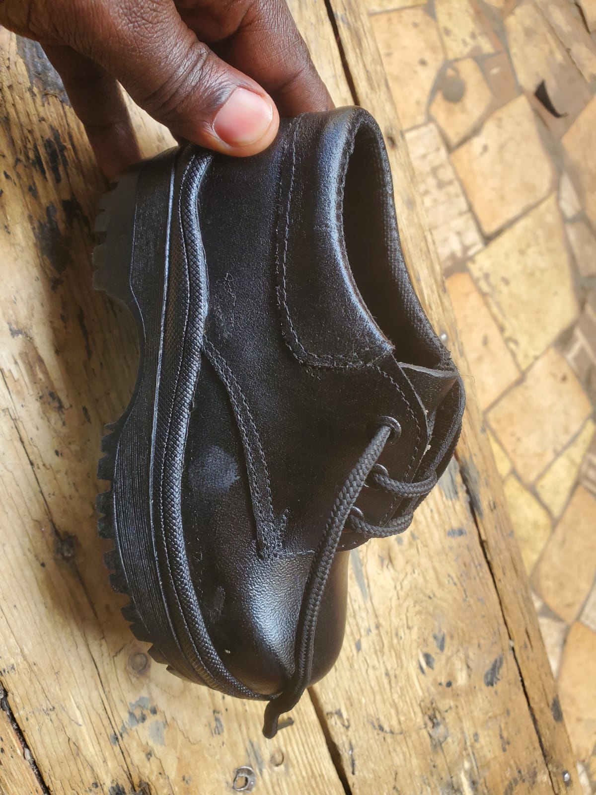 Unisex Fashion Geniune Back To School Shoes BACK TO SCHOOL LEATHER SHOES GENUINE (Sole Vision Rough ) size 33-39 medium size