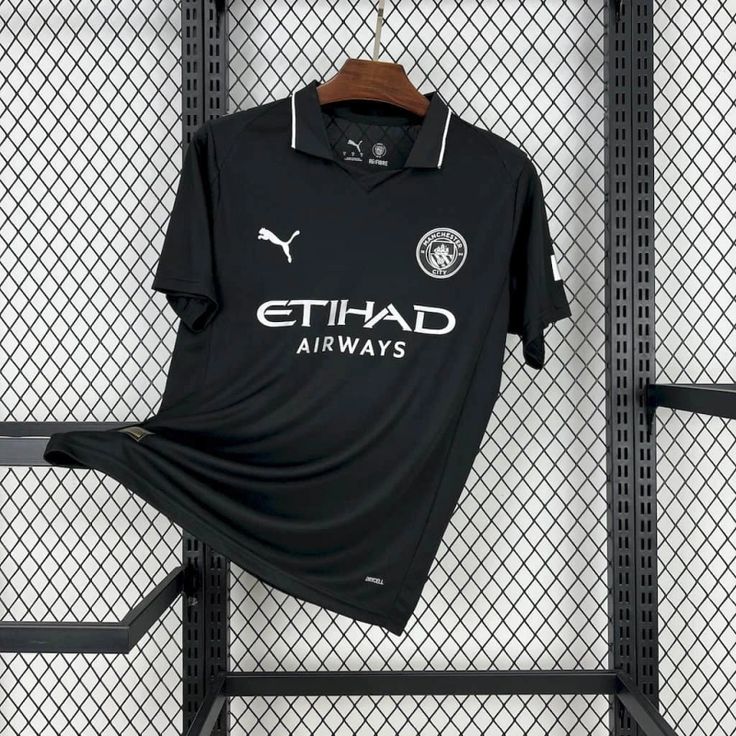 Premium 2025/2026 Black Manchester city-Inspired Football Jersey | Men’s Elite Performance Soccer T-Shirt with Silver Logo & Breathable Dry-Fit Fabric