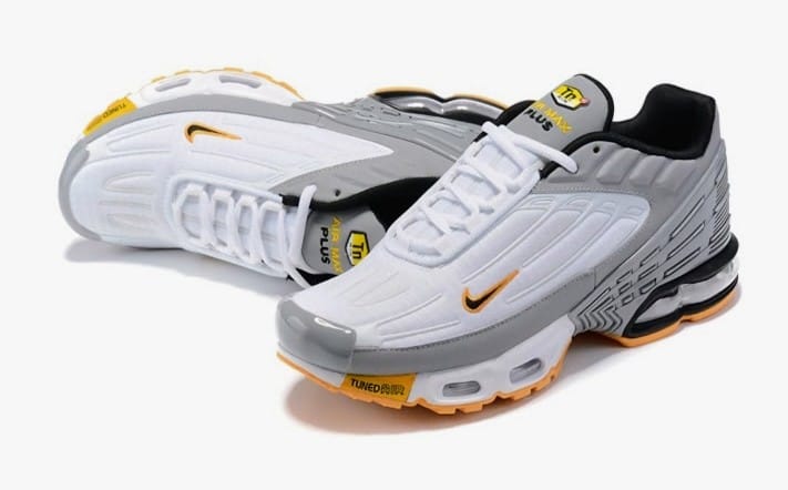 Nike Air Max Plus TN Gradient Black Red Men’s Sneakers – Cushioned Air Sole Running Sports Shoes