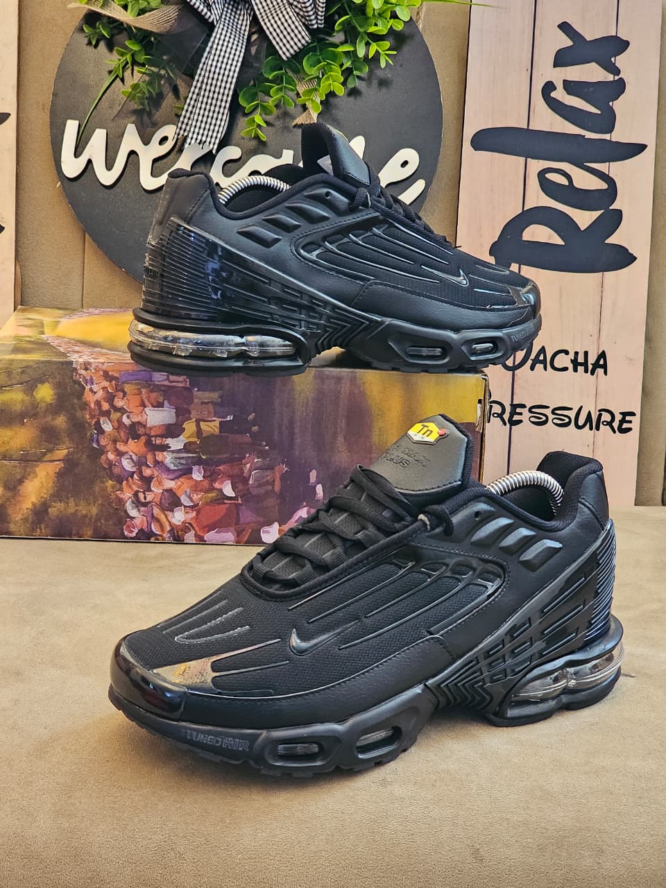 Nike Air Max Plus TN Tuned – Premium Cushioned Running Sneakers, Breathable Mesh, Durable Sole, Streetwear Casual Sports Shoes for Men & Women