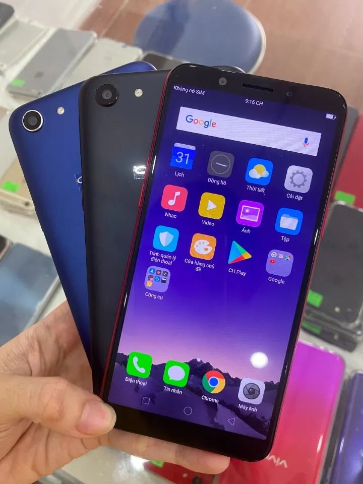 REFURBISHED OPPO A83 32GB GOLD DISPLAY 5.7 INCHES BACK CAMERA 13MP AND FRONT CAMERA 8MP ANDROID 7.1 WITH FOUR MONTHS WARRANTY