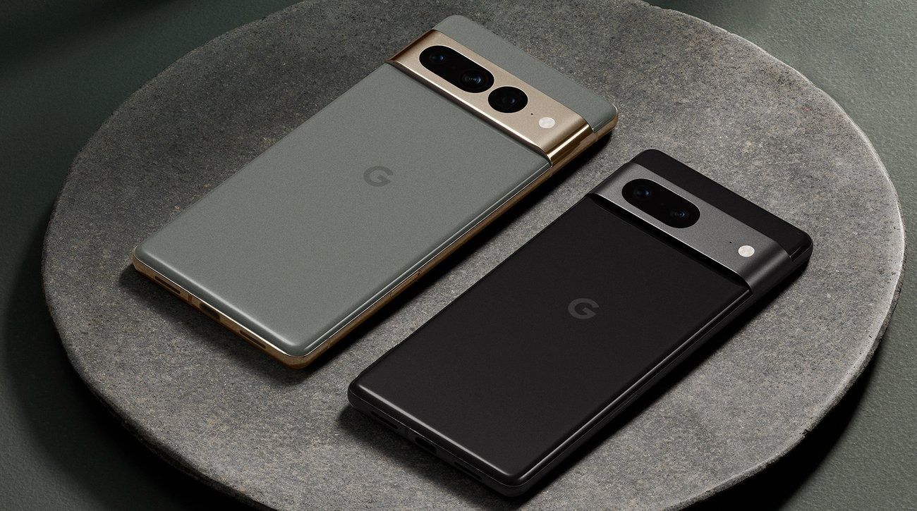 REFURBISHED GOOGLE PIXEL 7 PRO 12GB RAM 128GB ROM DISPLAY 6.7 INCHES REAR CAMERA 50MP + 48MP + 12MP FRONT CAMERA 10.8MP ANDROID 15 BATTERY 5000MAH WHITE