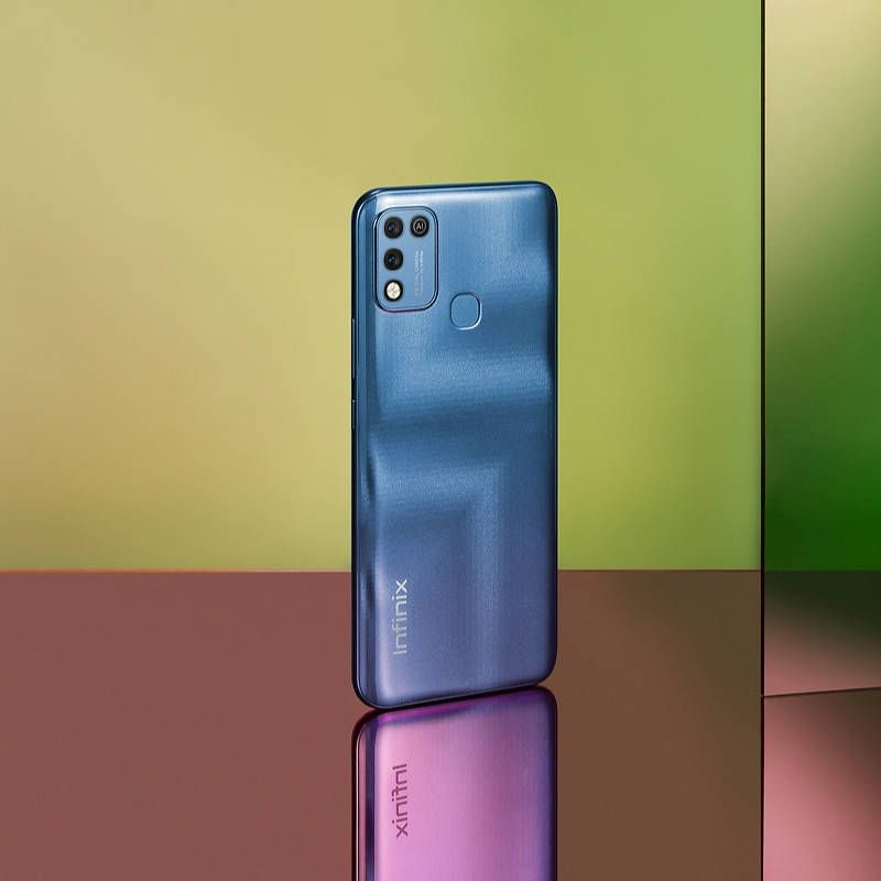 Refurbished infinix hot 10 play x688c 4G 6.82-inch screen 13MP camera 2+32g 6000mAh battery 10W rechargeable mobile phone