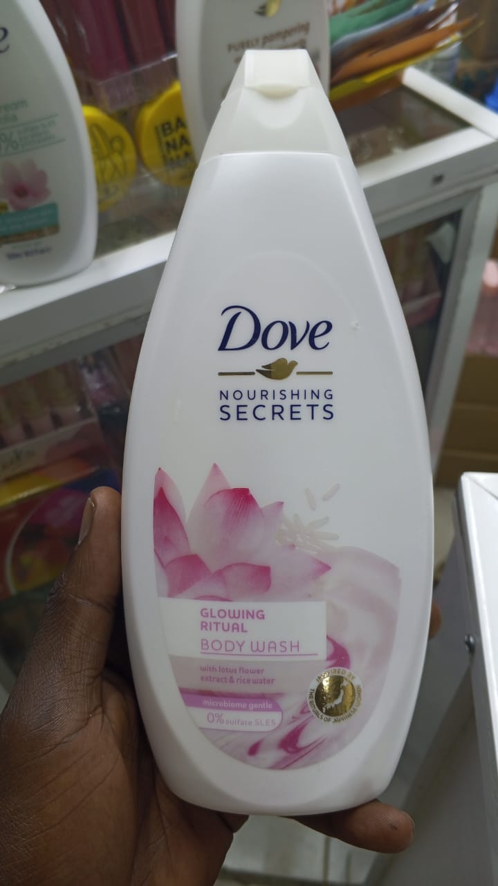 Dove Nourishing Secrets Glowing Ritual Body Wash/ Shower Gel UY ONE GET ONE