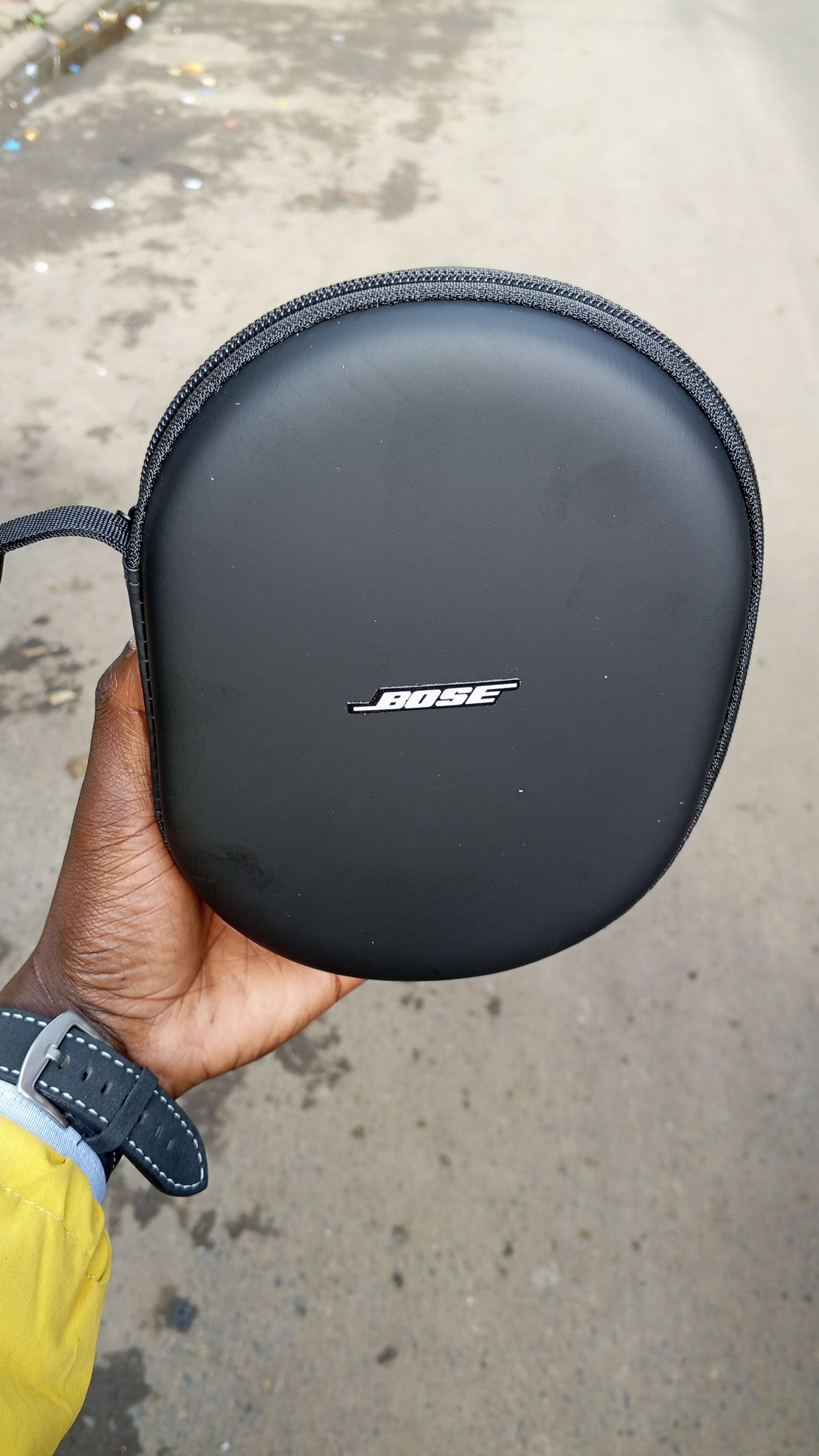 Bose Headphones .features Acoustic Noise Cancelling technology, Quiet Mode, Aware Mode, and a new Immersion Mode. 
The headphones have up to 24 hours of battery life, or up to 18 hou