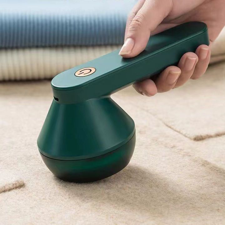 Electric Lint Remover Rechargeable Clothes Lint Remover.perfectly removes fabric fluff, fuzz, pill, bobble and lint from all types of clothes and fabric, including sweater, couch, blanket, curtain etc