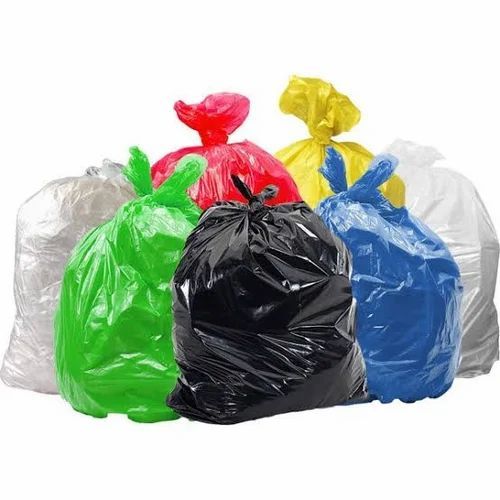 45 cm by 50 cm trash bags 100 pieces .The kitchen waste bin more needs to use the garbage bag with good toughness and very good loading capacity. Our trash bag is suitable for use in the kitchen.