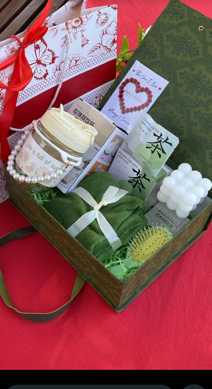 Valentine’s Luxury Gift Set Romantic Valentine Gift Box Valentine Gift Hamper Couple Valentine Gift Set Valentine Gift Box for Loved Ones Luxury Home & Lifestyle Valentine Gift Set Valentine Special .
