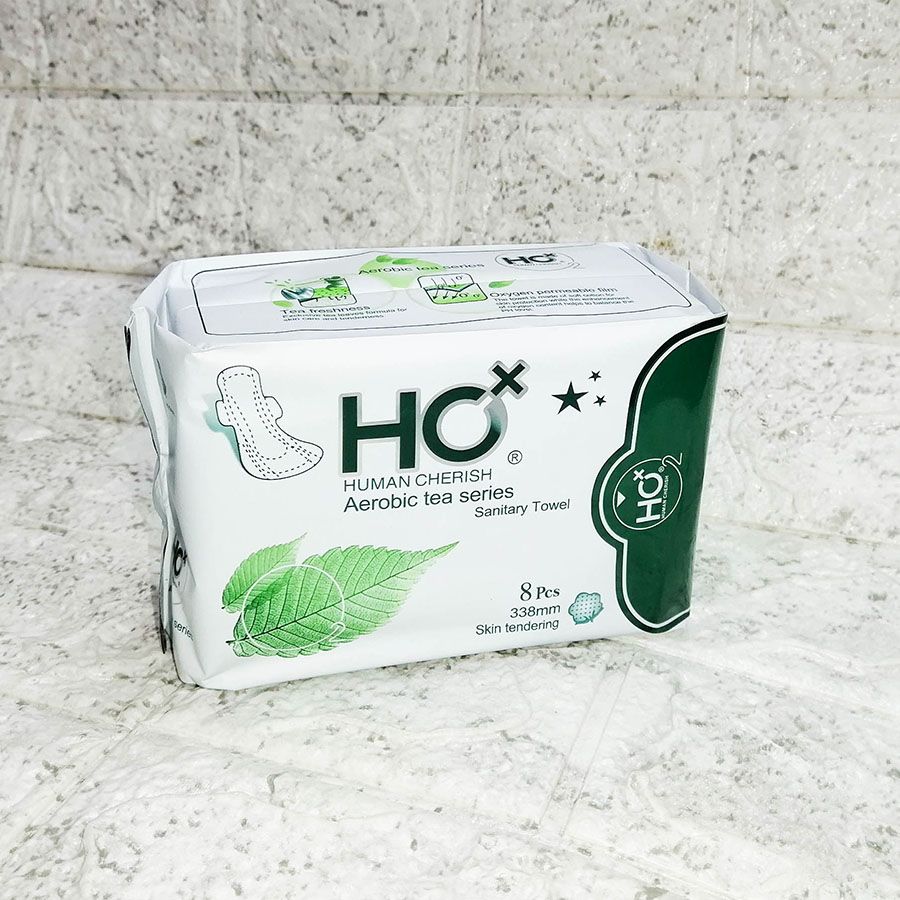 Human Cherish HC Pads Aerobic Tea Sanitary Towels (338 mm) are made from a breathable material, ensuring that your skin stays dry and comfortable throughout your menstrual cycle.