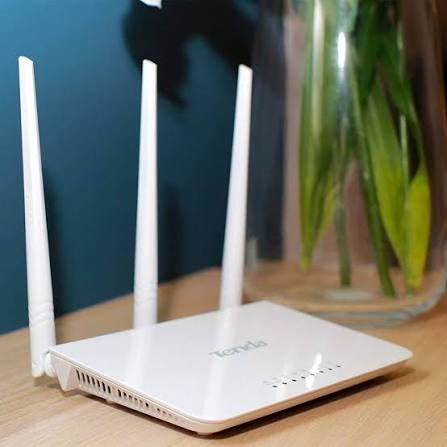tenda F3 300Mbps Wireless WiFi Router this Wi-Fi router offers strong wireless coverage, intelligent bandwidth management, and enhanced security features to keep your devices protected.