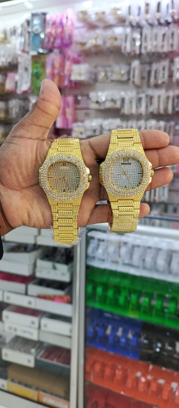Sekou Ice watch brand new ice .Full rhinestone or crystal coverage on the dial and metal chain strap as unisex, often styled with an oblong case and protective "ear" designs around the crown.