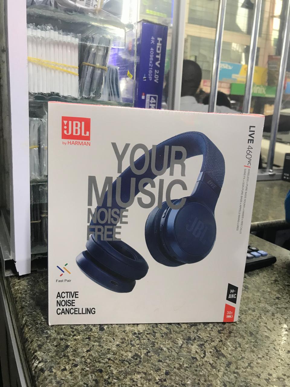 JBL Live 460NC - Wireless On-Ear Noise Cancelling Headphones with Long Battery Life and Voice Assistant Control -