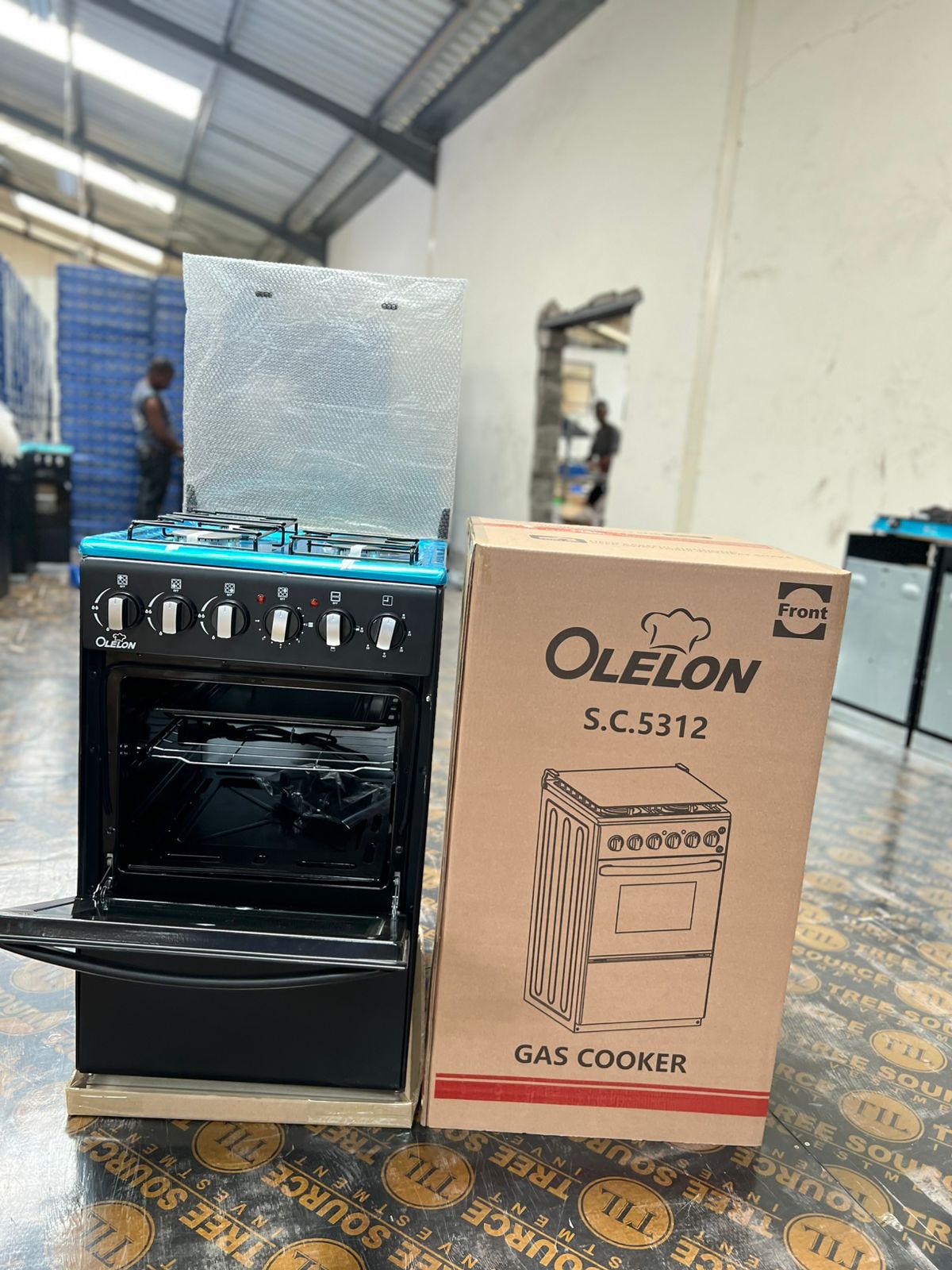 COOKER | Olelon 50x55 3G+1E Standing Cooker – Featuring 3 gas burners and 1 electric plate, it offers flexible cooking options for a variety of meals