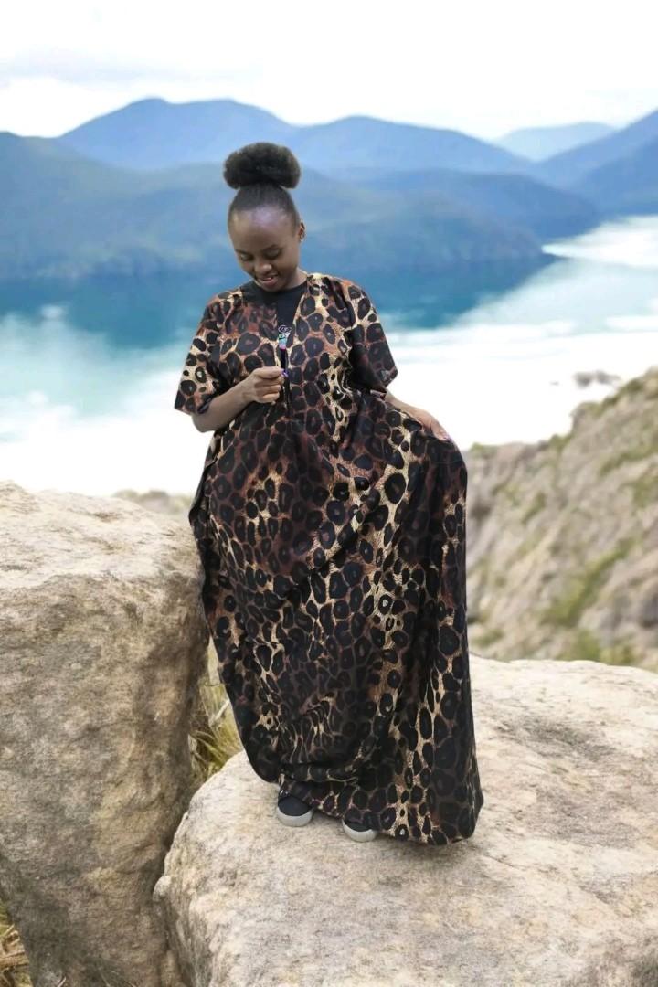 Nursing dera,has zip,cotton material