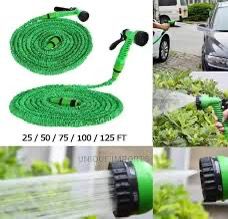 Magic Hose Pipe Ideal for many watering and cleaning uses, such as gardening, car washing, house cleaning, boat cleaning etc.
Watering irrigation garden hose with space-savingSpray Watering Green/Blue