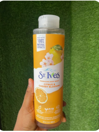 St. Ives Citrus & Cherry Blossom 650ml body wash