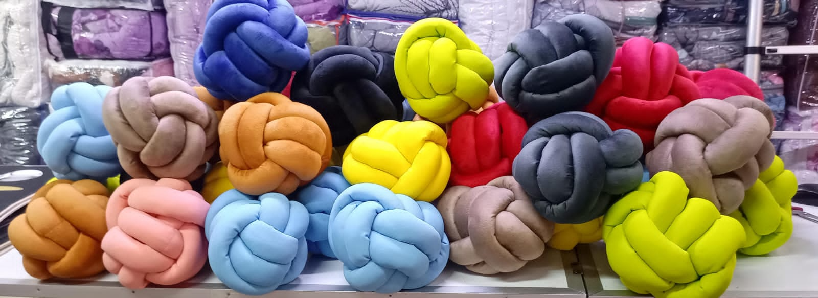 Soft Knot Ball Pillow Round Throw Knotted Pillow