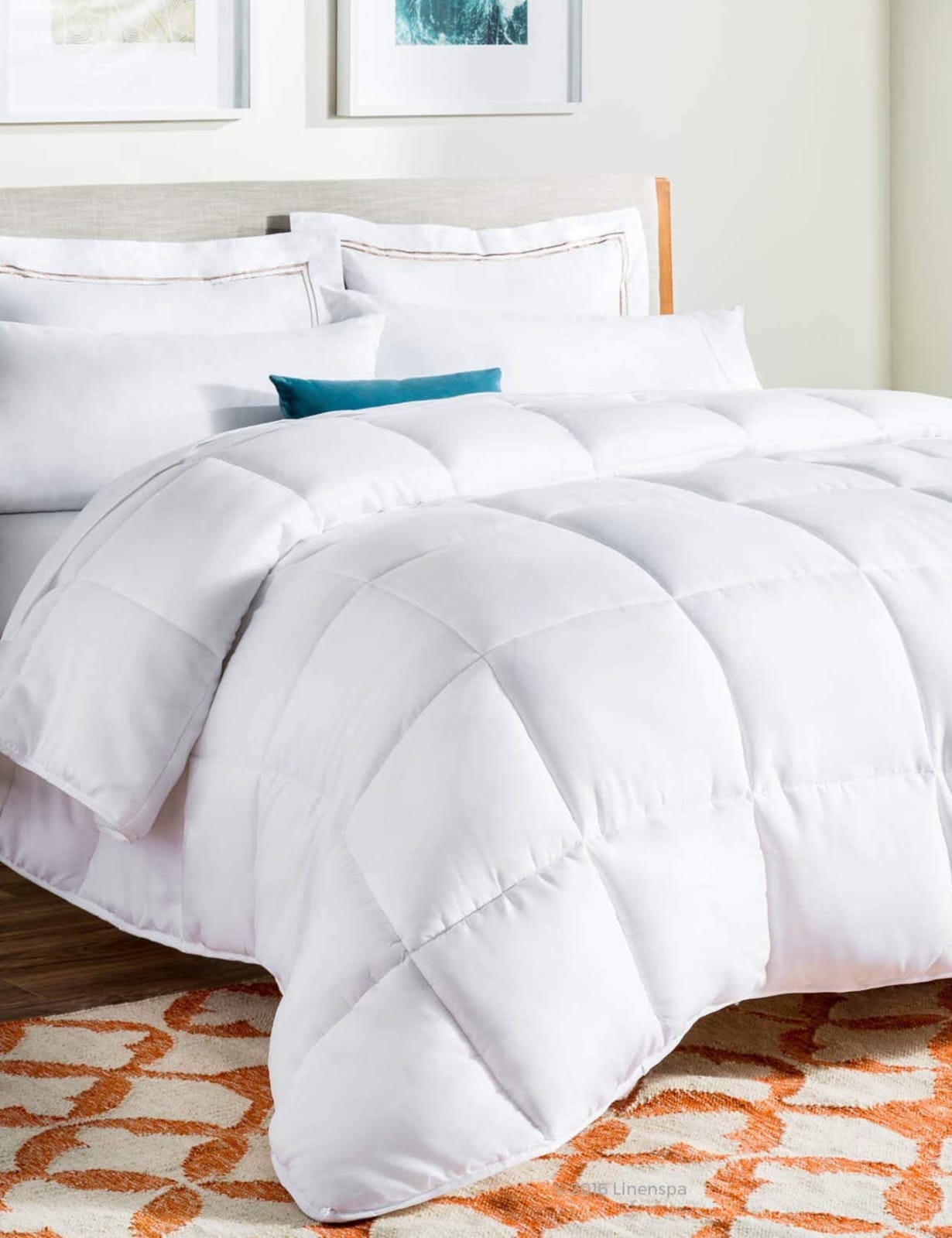 UNBEATABLE PRICES😘😍😜UNBINDED DUVETS SET. White unbinded  duvets,  set of 1 duvet,1 bedsheet and 2 pillowcases, Machine washable , Warm, adding immediate character and style to your home.