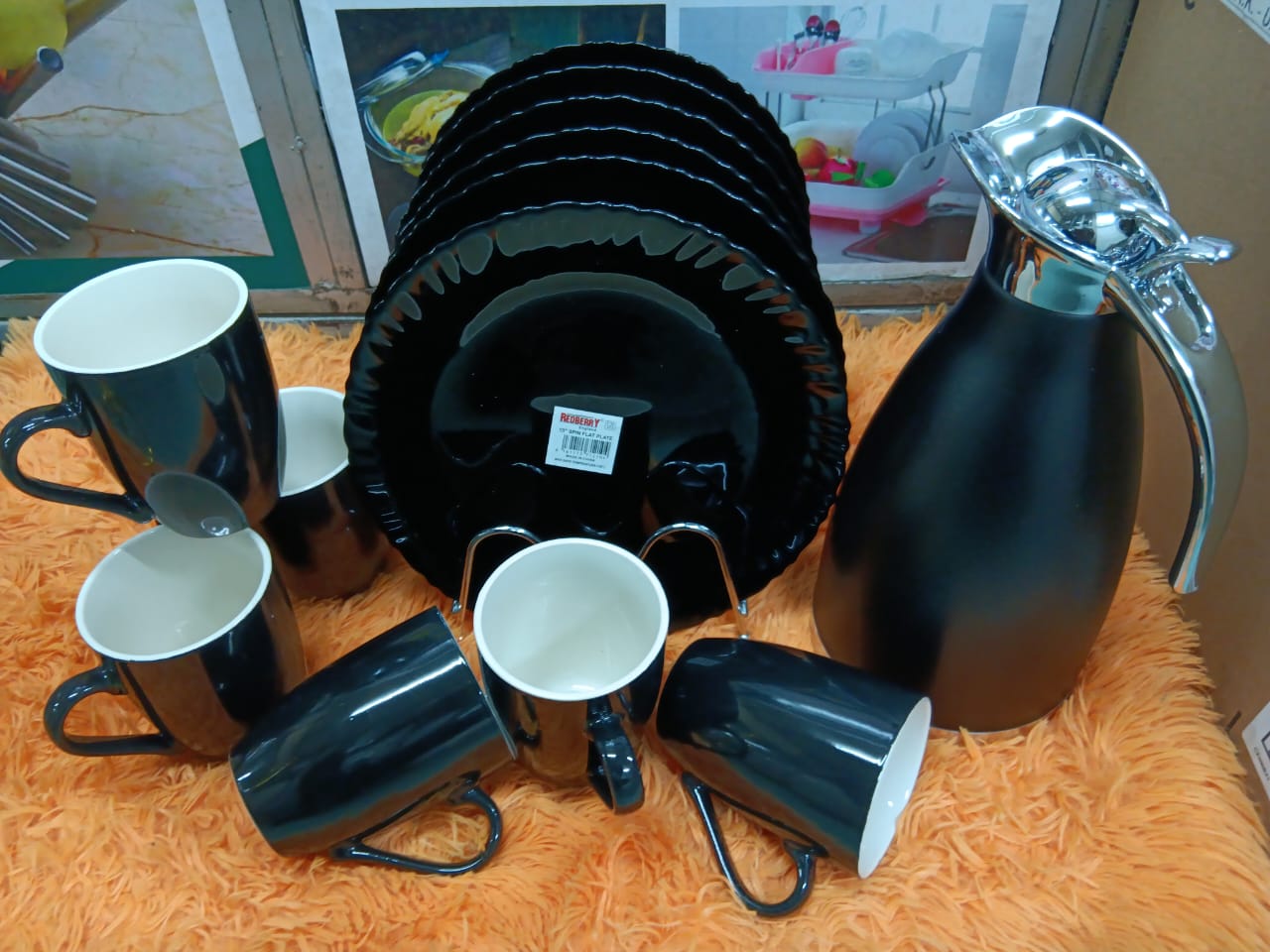 👆🏿👆🏿👆🏿 *13 Piece dinner set*

🔹️ Set Consist of:

      ▪️6 pcs 10" Redberry/Sundabests Black Round Dinner plates

      ▪️6pcs Blackwhite cups 

      ▪️2.0 litres unbreakable Black flask.