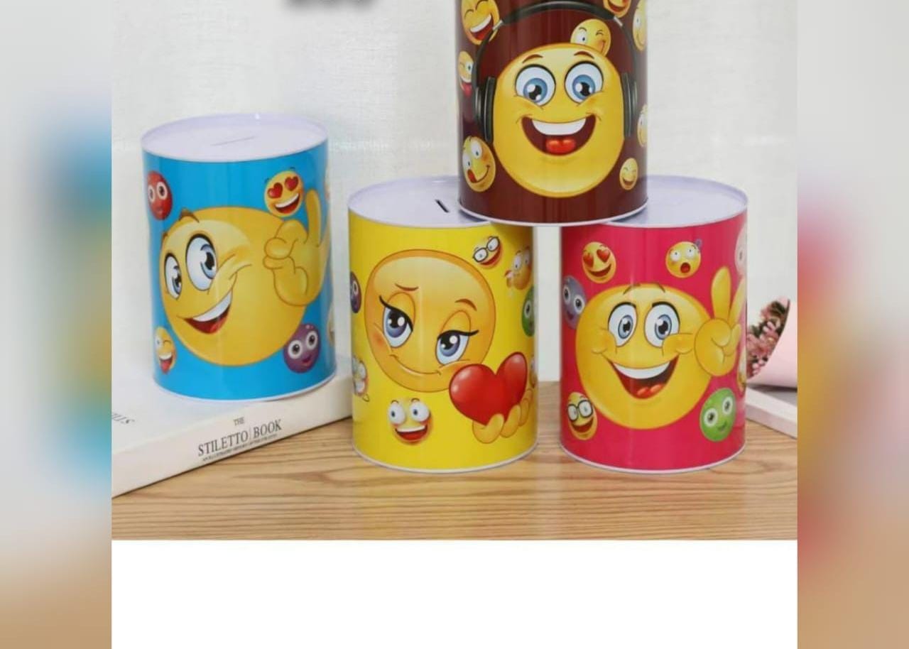 🤑Save your Money🤑Kids Cartoon Piggy Bank. Easy to use High quality and Inexpensive Exquisite Workmanship Durable in use. Well Made.Enjoy Great Popularity Among the People